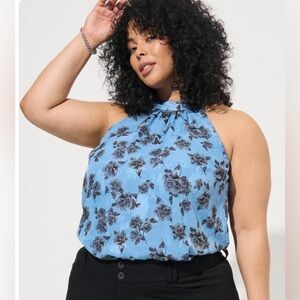 NWT Torrid Button Chiffon Mock Neck Halter size 3 sleeveless summer blouse work